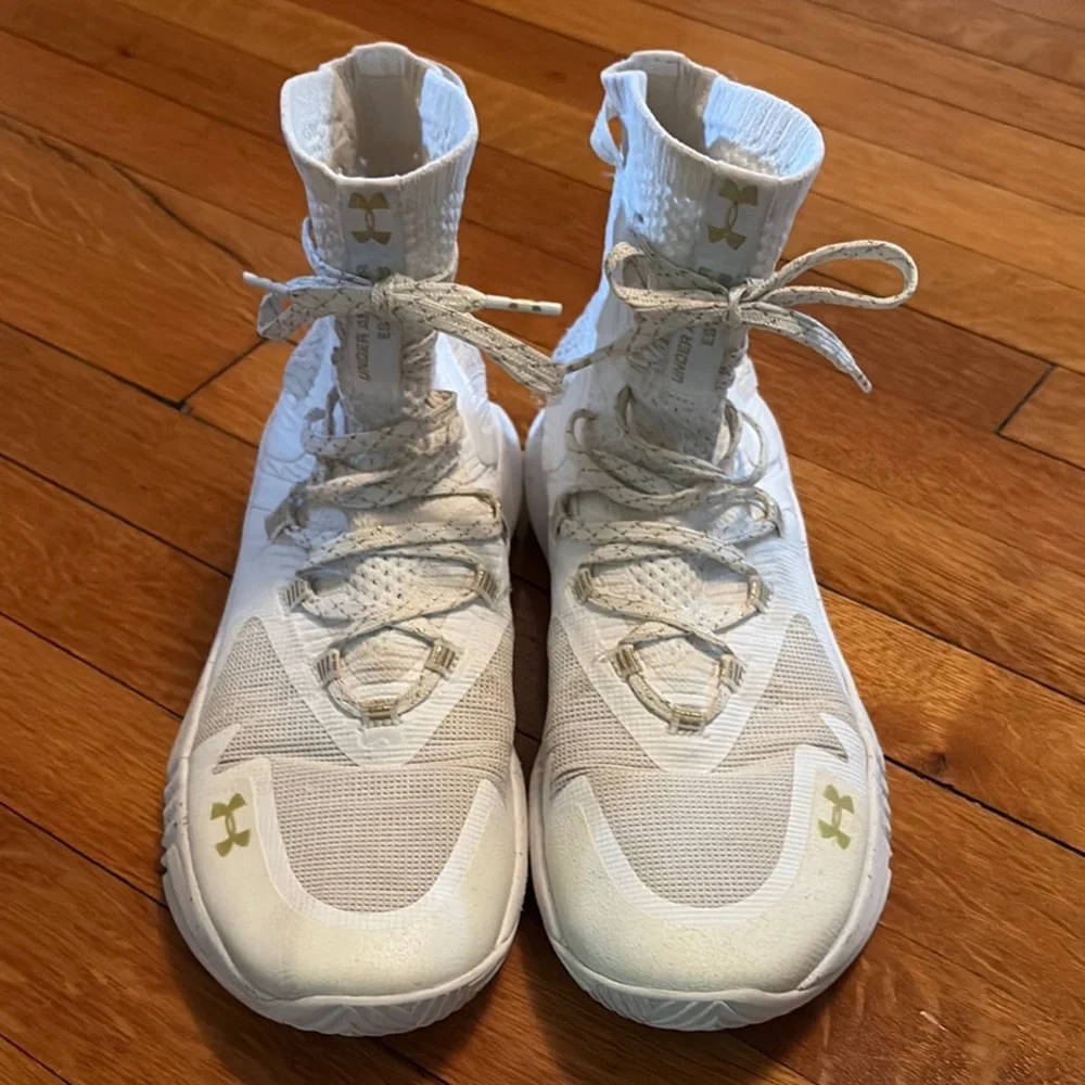 Under Armour Highlight Ace 2.0 Womens White Mesh Athletic Volleyball Shoes